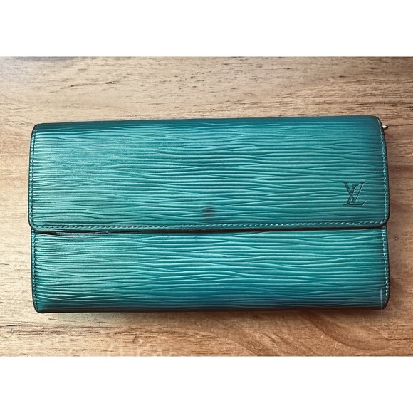 LOUIS VUITTON Long Wallet Epi‎ Porneo Green Women's Inner Zipper Pre-owned - Picture 1 of 16